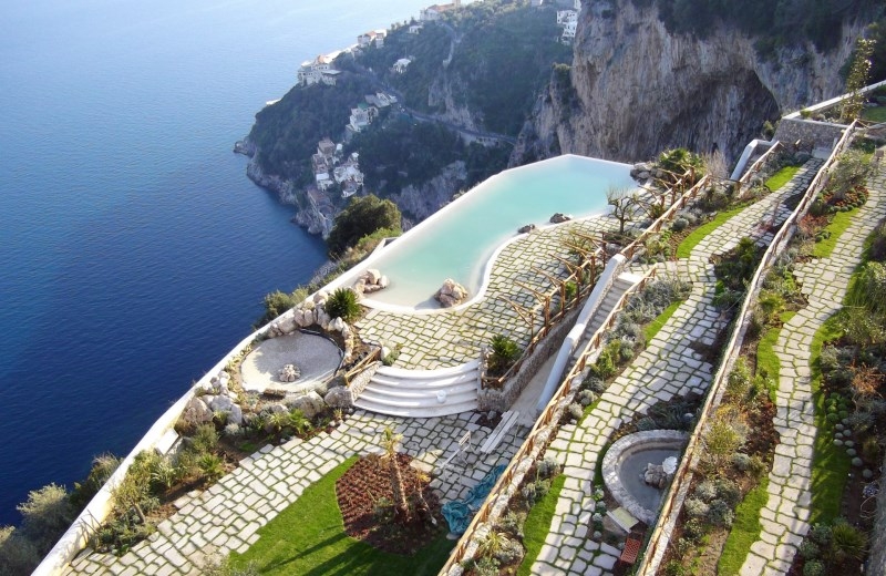 MONASTERO SANTA ROSA HOTEL & SPA ****, ITÁLIE MONASTERO SANTA ROSA HOTEL & SPA ****, ITÁLIE