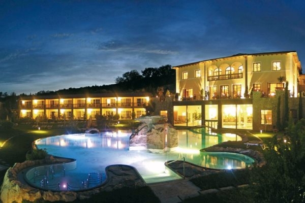 ADLER THERMAE SPA & RELAX RESORT *****, TOSKÁNSKO ADLER THERMAE SPA & RELAX RESORT *****, TOSKÁNSKO